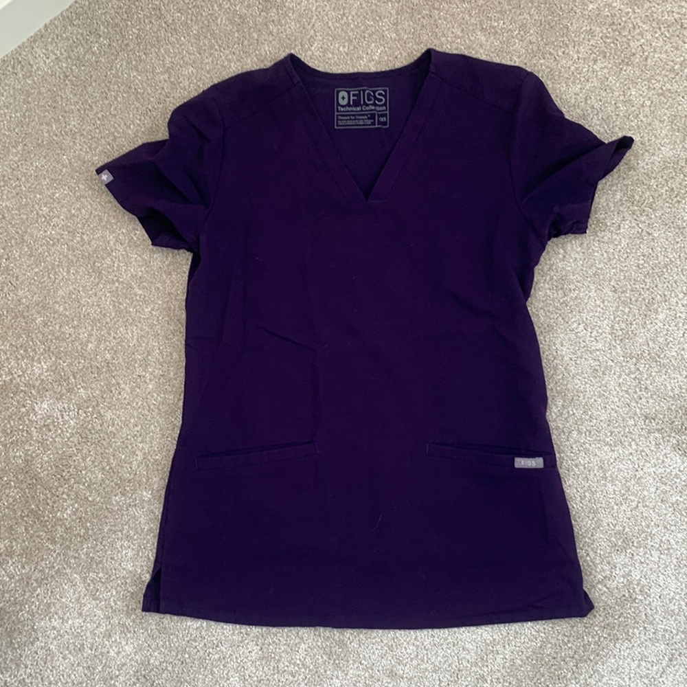 FIGS Women’s Scrubs Set (top and pants), Limited Edition color, Size XXS